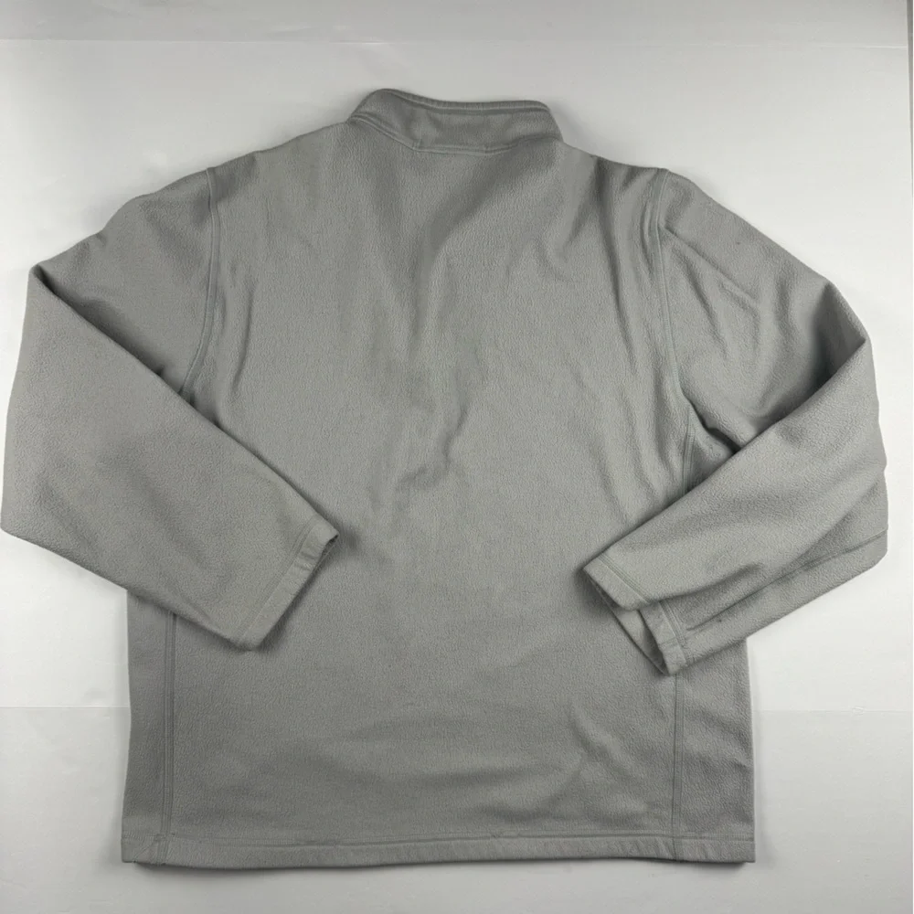 The North Face men’s Gray and Black Logo lightweight 1/4 zip Fleece